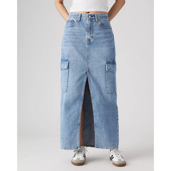 NWT Levi's Mid-Rise Ankle Column Cargo Utility Denim Midi Skirt Blue Size 27 - Picture 1 of 12